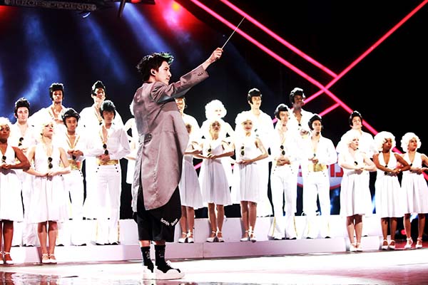 看电视｜刘翔变成“水冰月”，沈腾化身“东方不败”