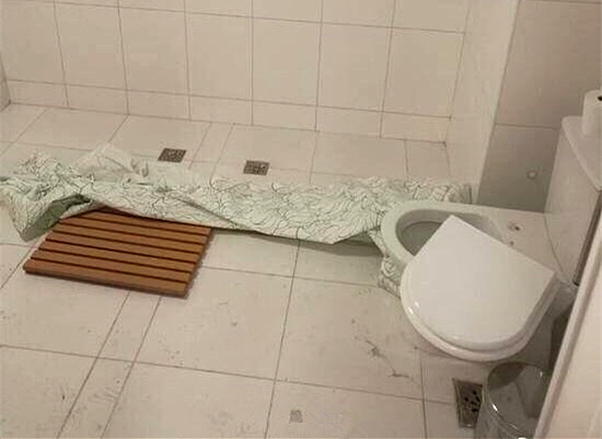 澎湃联播|总有一种“创意”，能让你泪流满面