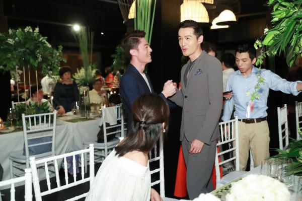 霍建华婚礼告白林心如：和你成为夫妻是最幸运的事