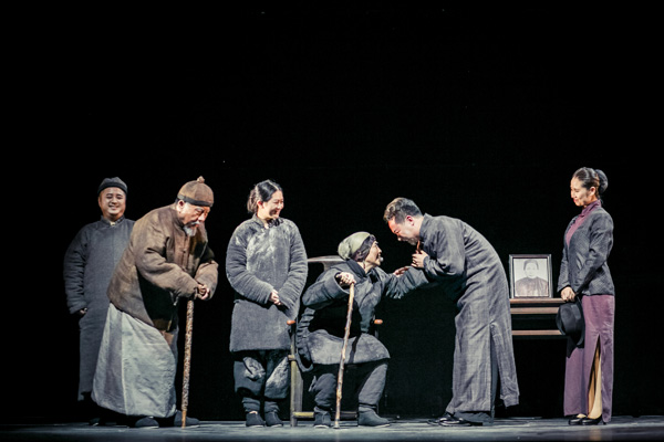 陕西人艺还魂《白鹿原》，集训一星期用方言演出