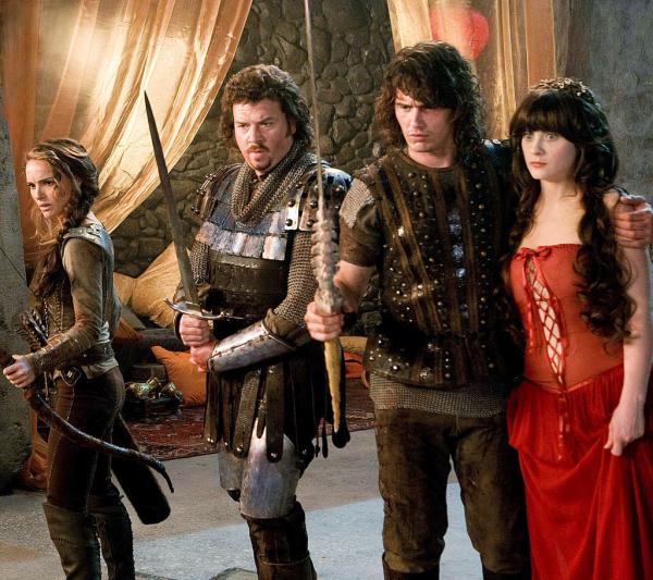 从这两位没啥才华的副校长身上，你看到了川普和希拉里吗？