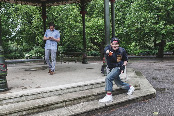 玩不了PokémonGo？脑洞够大皮够厚，一切皆有可能