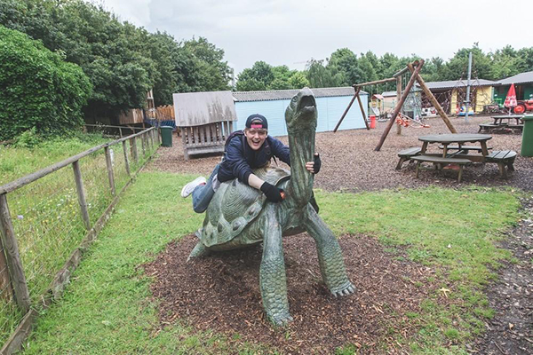 玩不了PokémonGo？脑洞够大皮够厚，一切皆有可能