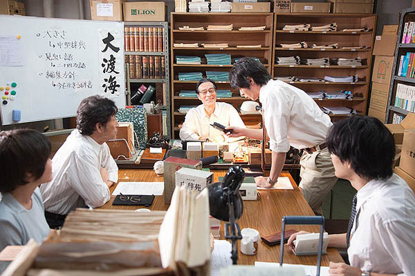 梅尔·吉布森和西恩·潘，携手出演《牛津英语词典》的故事