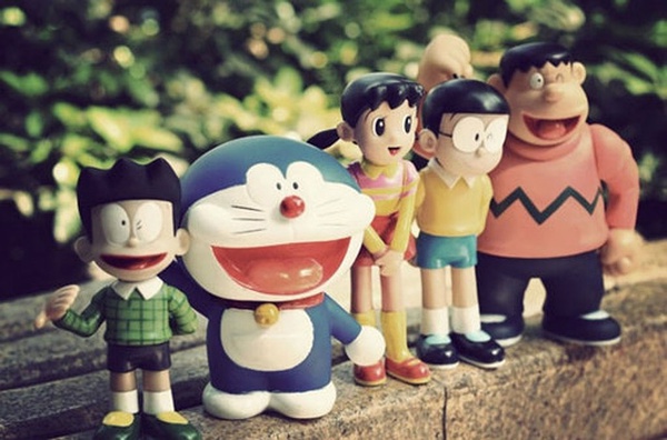 蓝胖子有过几个名字？哆啦A梦、机器猫、小叮当、阿蒙……