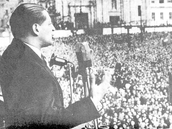 霍布斯鲍姆说，凡是去过南美的人，都无法抗拒这片土地