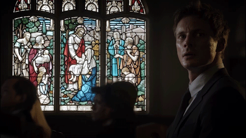 睡不着丨谁在致力于吓唬自己