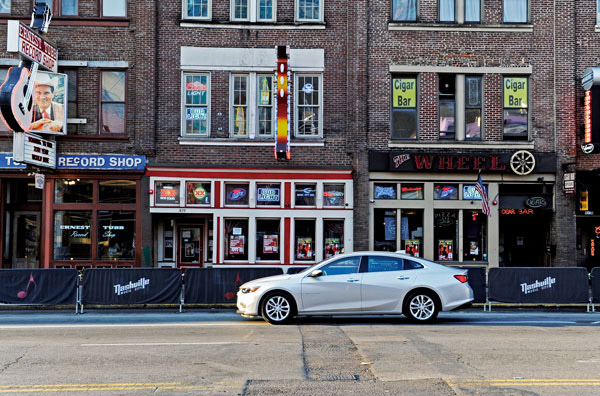 歌于乐土：一场旅行读懂流行音乐