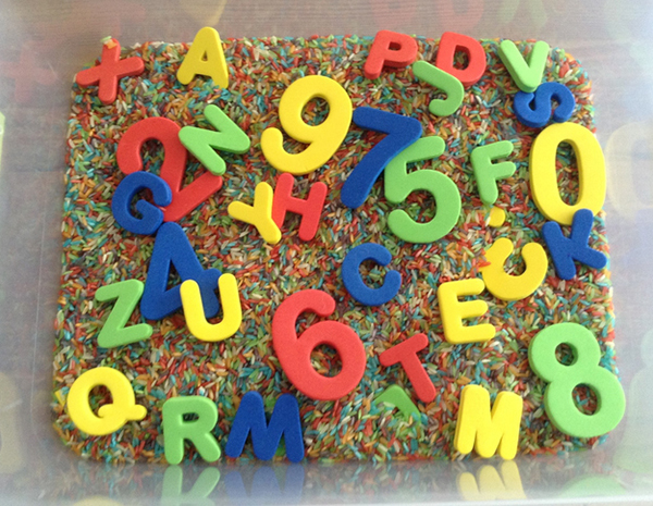 生活到底是什么？这些小游戏只为让孩子去听、看和感受