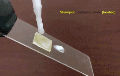 用表面技术，倒光最后一滴洗发水