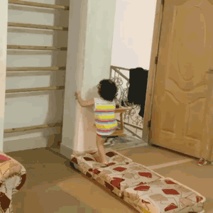 健身Boy挑战高难度，3岁网红惊呆成年人