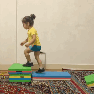 健身Boy挑战高难度，3岁网红惊呆成年人