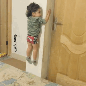 健身Boy挑战高难度，3岁网红惊呆成年人