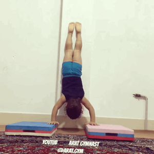 健身Boy挑战高难度，3岁网红惊呆成年人