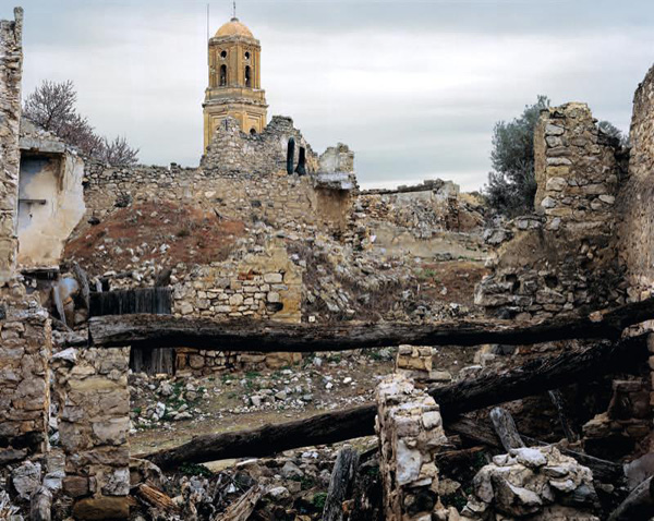 眼光|2016阿尔勒摄影节小记：非洲已然成为镜头中的热点