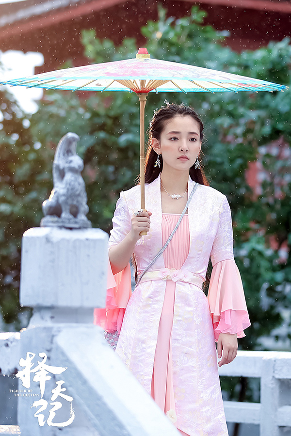 探班｜鹿晗的“第一次”，感觉……很靠谱