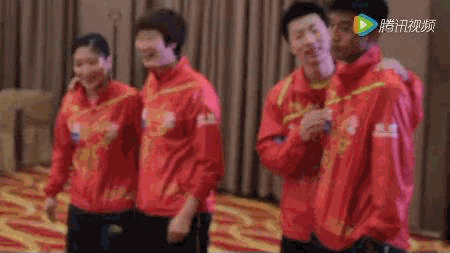 当你在电视机前当迷妹，奥运冠军却是别人的迷弟