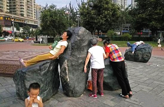 澎湃联播|鬼节，一群人的武林