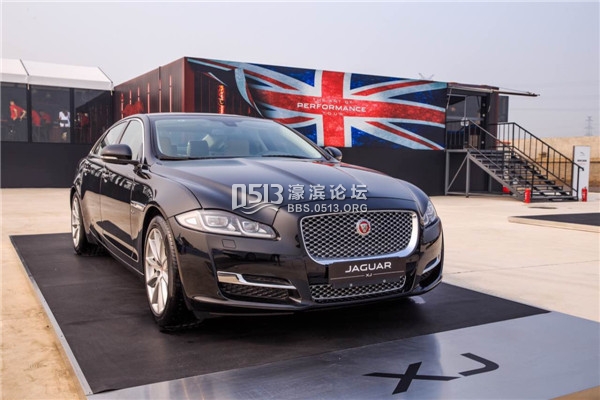 2016捷豹英仕挑战赛驭享极致英伦性能美学-新闻稿配图5.jpg