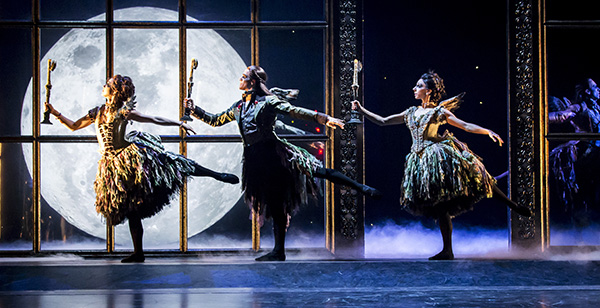 哥特风和吸血鬼，马修·伯恩版的《睡美人》很重口味