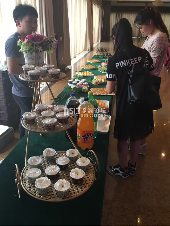 南通融和众泰 国民豪车 Z700上市发布会613.png