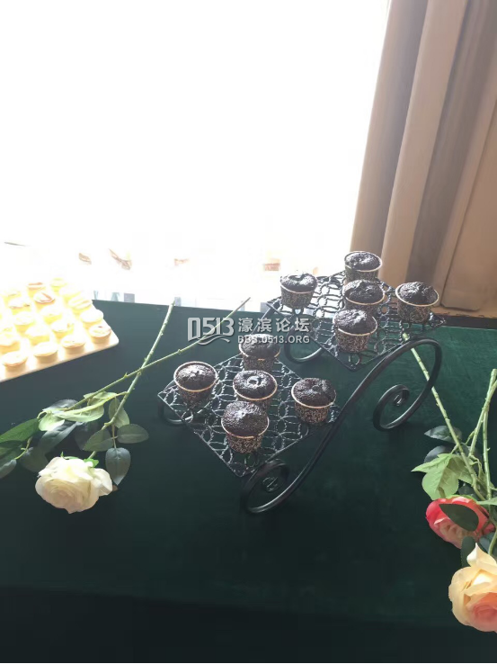 南通融和众泰 国民豪车 Z700上市发布会650.png