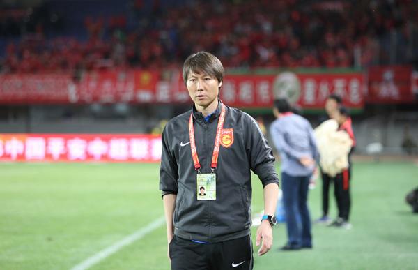 想为国产教练正名的李铁下课了，中超土帅仅存4人陷窘境