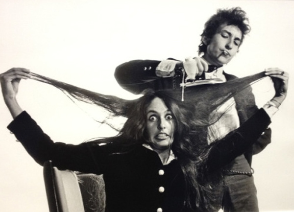 夜半歌声丨你在爱情中得到钻石，还是铁锈？