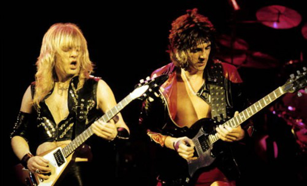 夜半歌声丨你在爱情中得到钻石，还是铁锈？