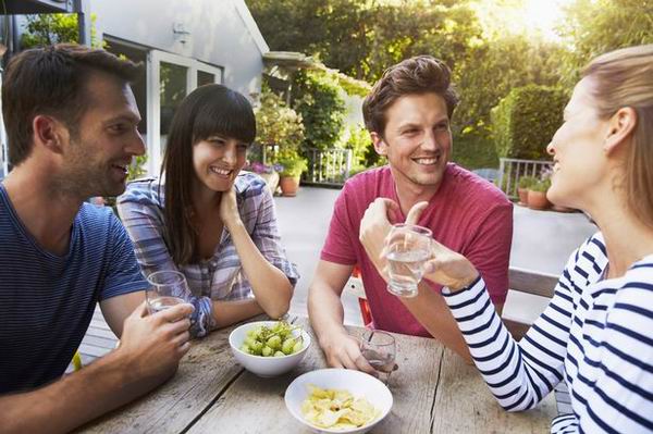 英国人维持一段最好的友谊一生要花多少钱？