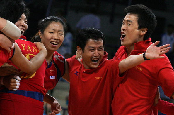 对话女排前主帅陈忠和，他眼里的“女排精神”是什么做的？