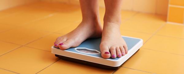 体重都去哪儿了？健康专家亲测体重变化的秘密