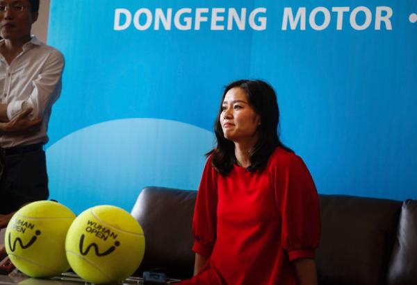 对话二胎妈妈李娜：生命在于晃动，老板、公益和代言，我都行