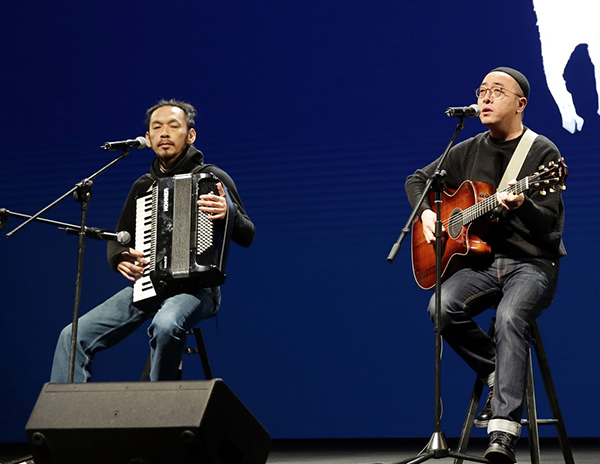 张玮玮：关于白银