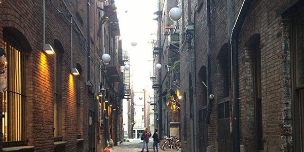 隐于闹市的小巷，一座城市的秘密日记