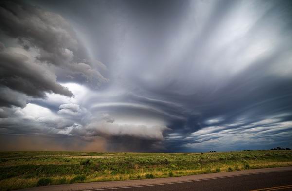 龙卷风图集，残暴中的美丽
