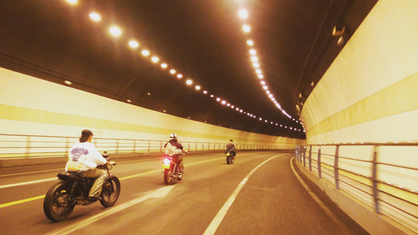 专访丨许钧：从《万松岭》开始，“我要拯救人类”