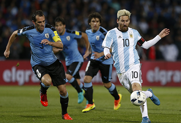 梅西回归首秀就进球！阿根廷新帅是怎么“伺候好”他的？