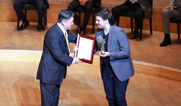 日本选手夺最高奖！斯特恩小提琴赛制定国际赛事新标准