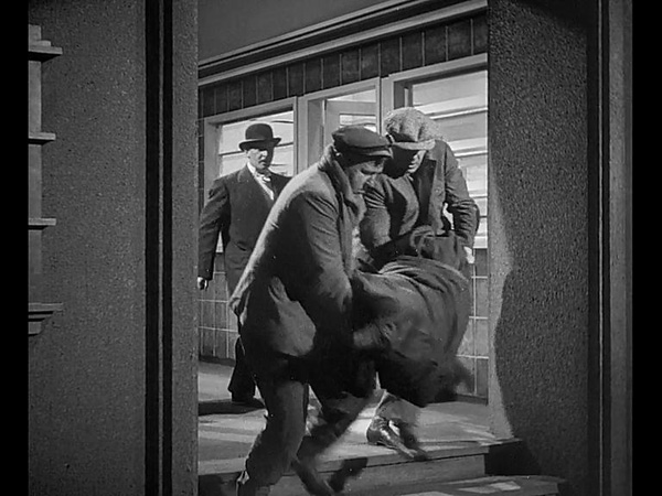 睡不着丨外面有怪兽，请看好你的孩子