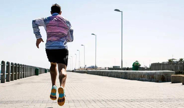 巧妙避开5大误区，跑圈老司机教你怎么选跑鞋