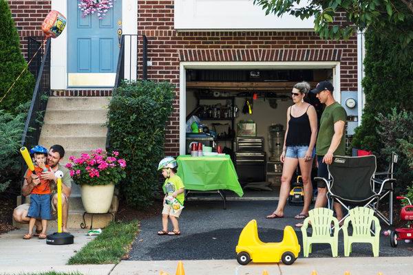 赶紧抓住最后的尾巴，像孩子一样拥抱夏日！