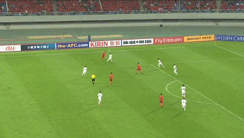 那个15年前身披红围巾的娃娃，今夜代表国足首发