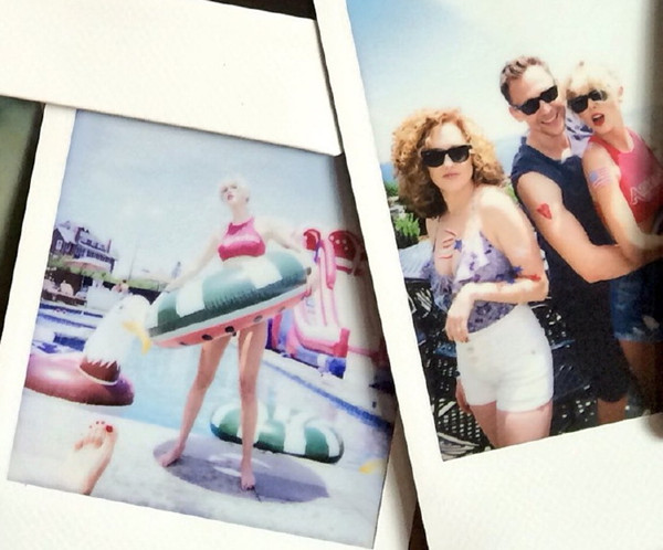 撑了三个月，霉霉抖森分手！期待霉霉新专辑……