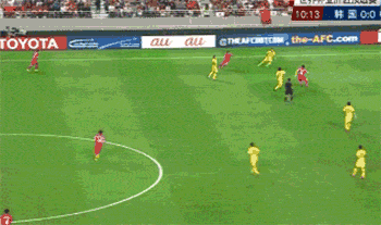 为啥武磊能一直霸占国足锋线？“浪射”有时也是一种能力