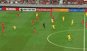 为啥武磊能一直霸占国足锋线？“浪射”有时也是一种能力