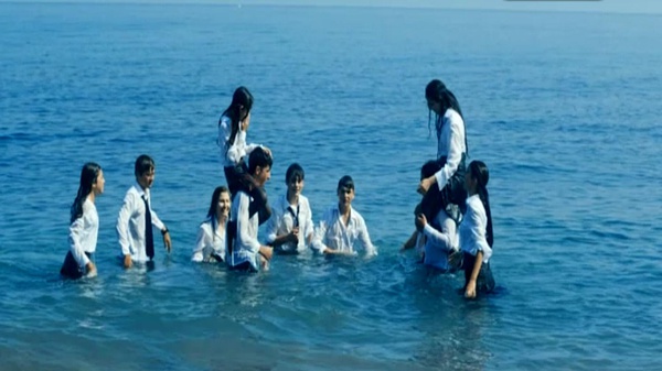 睡不着丨想当一匹野马，但哪里才有草原