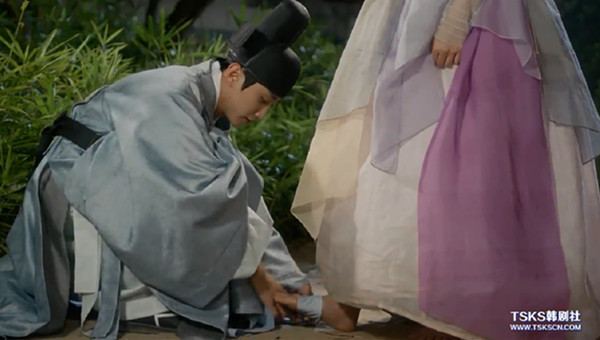 《云画的月光》：颜值决定卖点，剧本决定深度