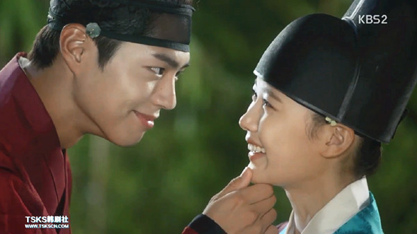 《云画的月光》：颜值决定卖点，剧本决定深度