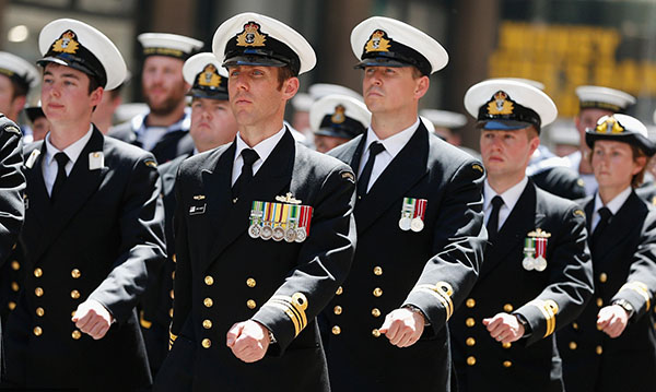 澳议员称军装外包中国是“耻辱”，澳国防部：本土生产贵三倍